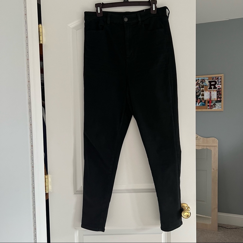 American Eagle SUPER High Waist Skinny Jeans